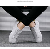 Men’s Casual Sneakers – Lightweight Tennis Walking Shoes with Soft Sole for Autumn and Winter