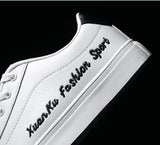 Men’s Casual Sneakers – Lightweight Tennis Walking Shoes with Soft Sole for Autumn and Winter