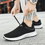 Fashionable men's sneakers – breathable, stylish and ultra-comfortable
