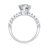 Moissanite Solitaire Ring – Luxury and Timeless Elegance