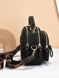 Women's minimalist crossbody bag – Fashion and functionality
