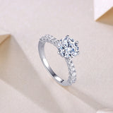 Moissanite Solitaire Ring – Luxury and Timeless Elegance
