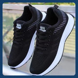 Fashionable men's sneakers – breathable, stylish and ultra-comfortable