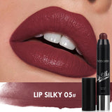 Illuminating Lipstick – Shine, Color, and Hydration in Every Swipe! ✨💋
