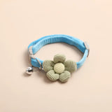 Adjustable cat collar with flower and bell – Style, comfort and safety for your pet! 🐱🐶