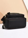 Women's minimalist crossbody bag – Fashion and functionality
