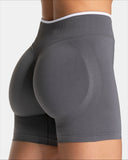 Women’s Seamless High-Waist Sports Shorts – Solid Color, Hip-Lifting Yoga & Running Shorts