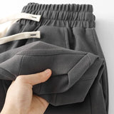 Men's shorts with large pockets for summer, breathable, casual style, beach and everyday