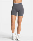 Women’s Seamless High-Waist Sports Shorts – Solid Color, Hip-Lifting Yoga & Running Shorts