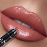 Illuminating Lipstick – Shine, Color, and Hydration in Every Swipe! ✨💋