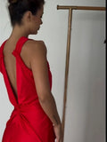 🔥 Sexy long dress with asymmetrical straps – bold, elegant and unforgettable